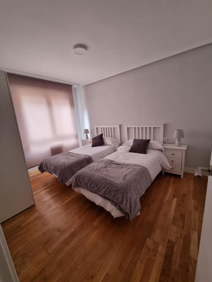 Apartamento Vivienda Silvia Renfe León Exterior foto