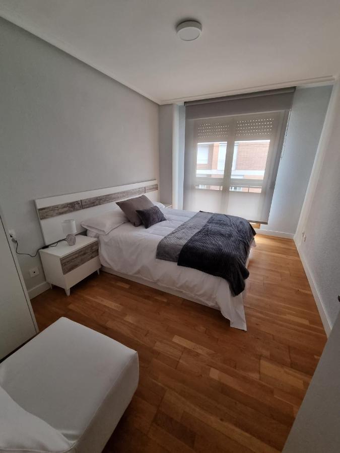 Apartamento Vivienda Silvia Renfe León Exterior foto